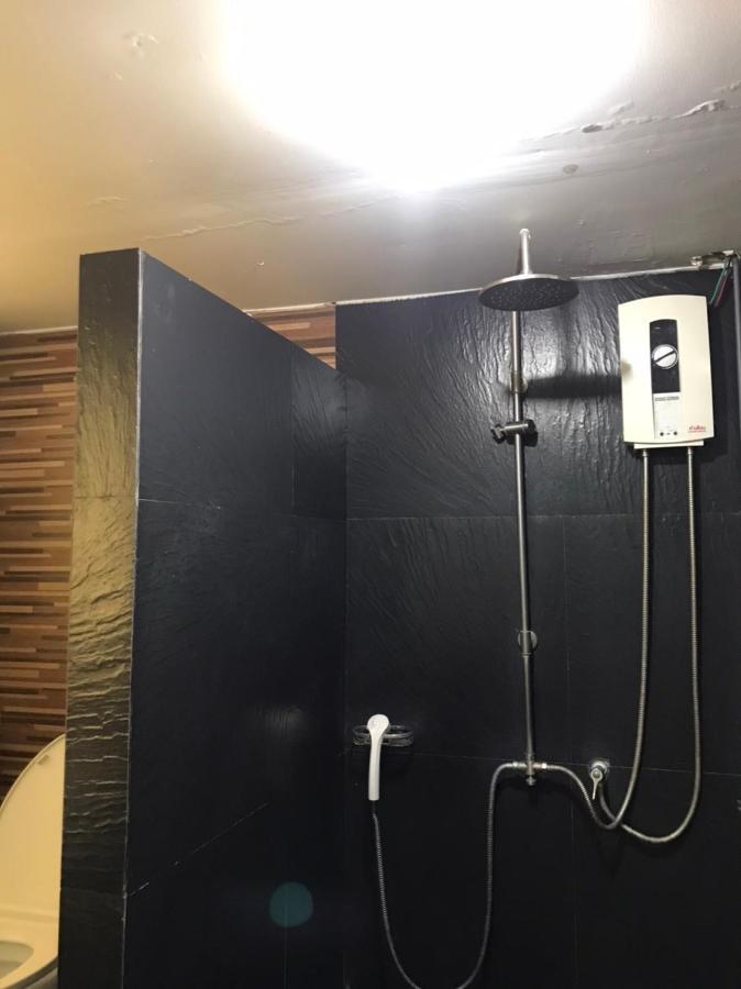 Rod Fai Fah Apartment Bangkok Dış mekan fotoğraf
